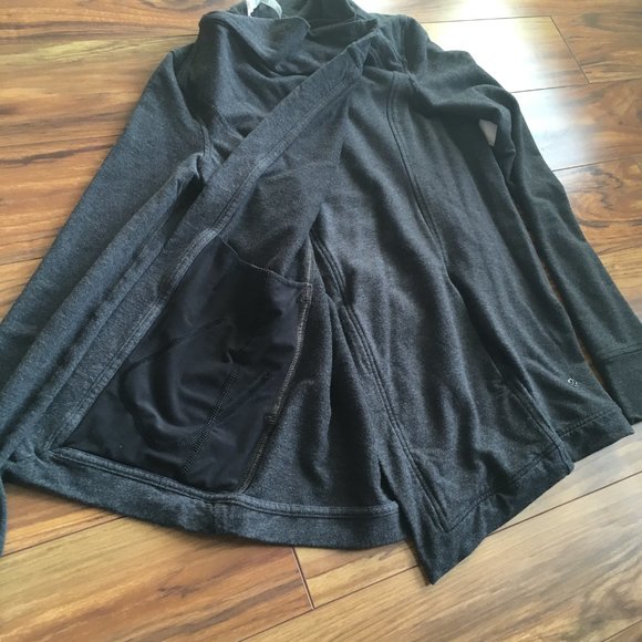 Lululemon wrap jacket - Picture 5 of 5